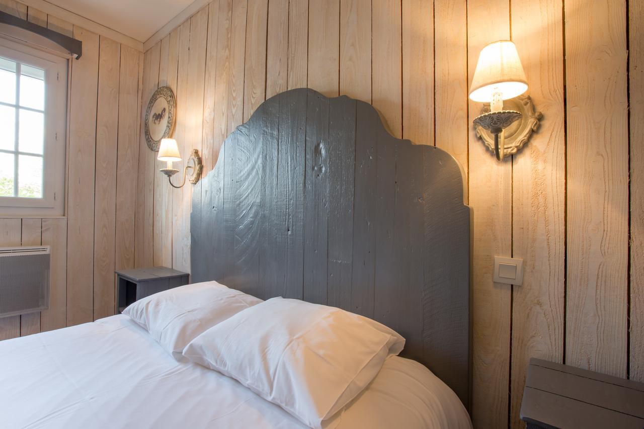 Hotel-Restaurant "La Gremelle" Ladoix-Serrigny Bilik gambar