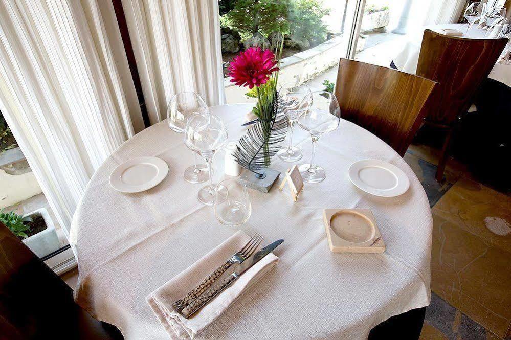 Hotel-Restaurant "La Gremelle" Ladoix-Serrigny Luaran gambar