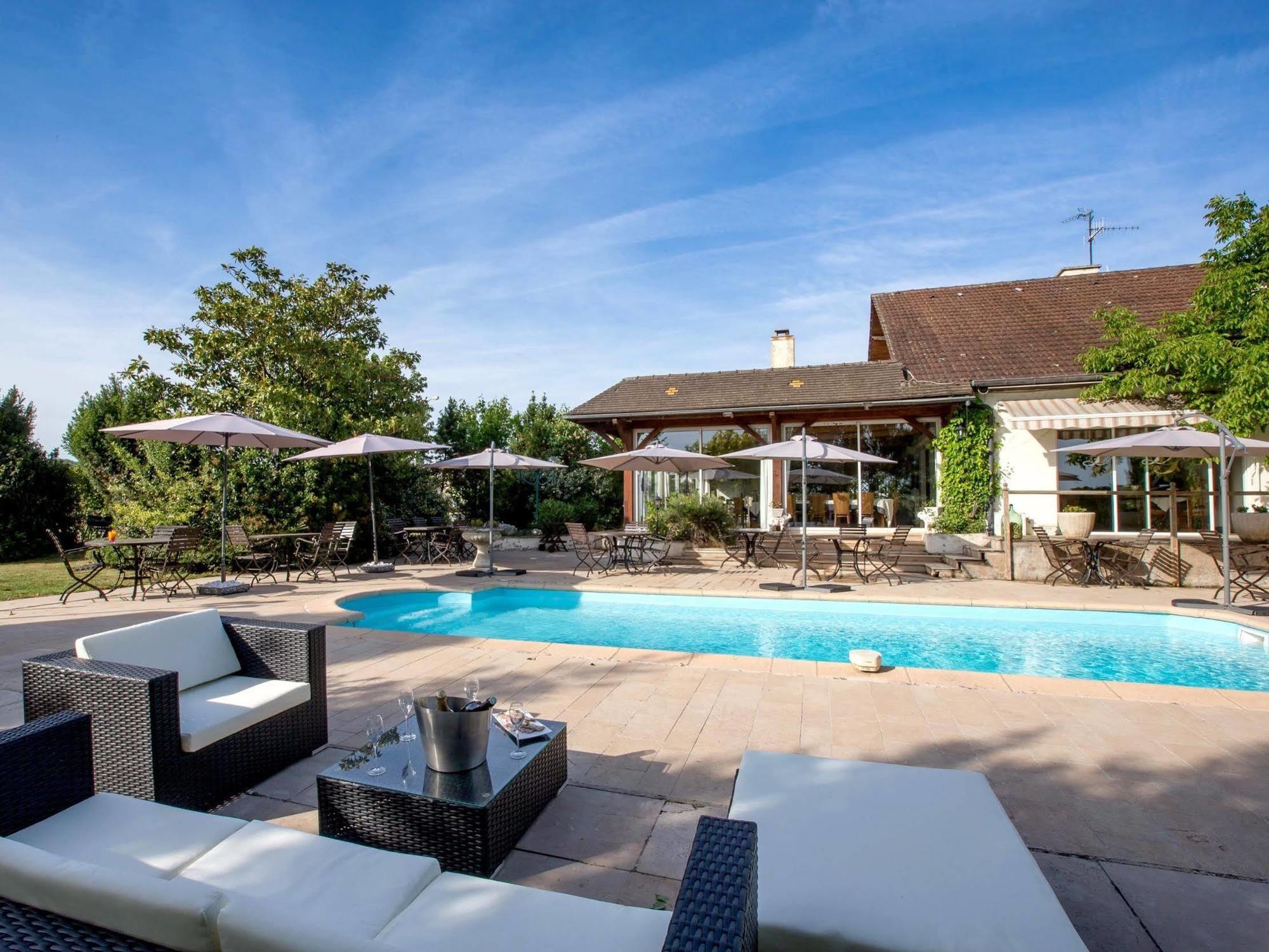 Hotel-Restaurant "La Gremelle" Ladoix-Serrigny Luaran gambar